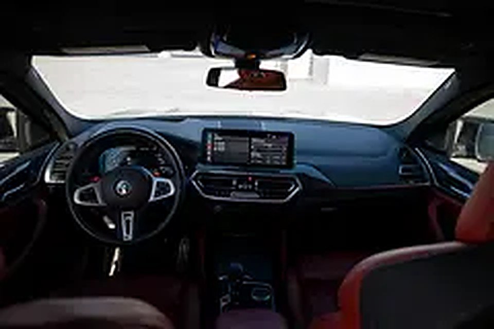 2024 BMW X4 for Rent in Palm Jumeirah photo 4
