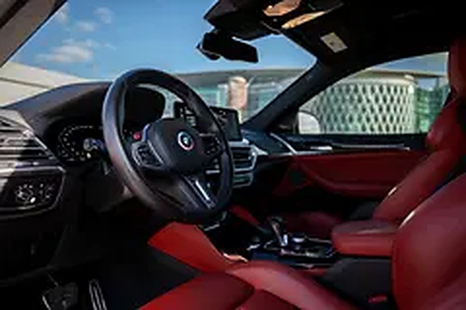 2024 BMW X4 for Rent in Palm Jumeirah photo 5