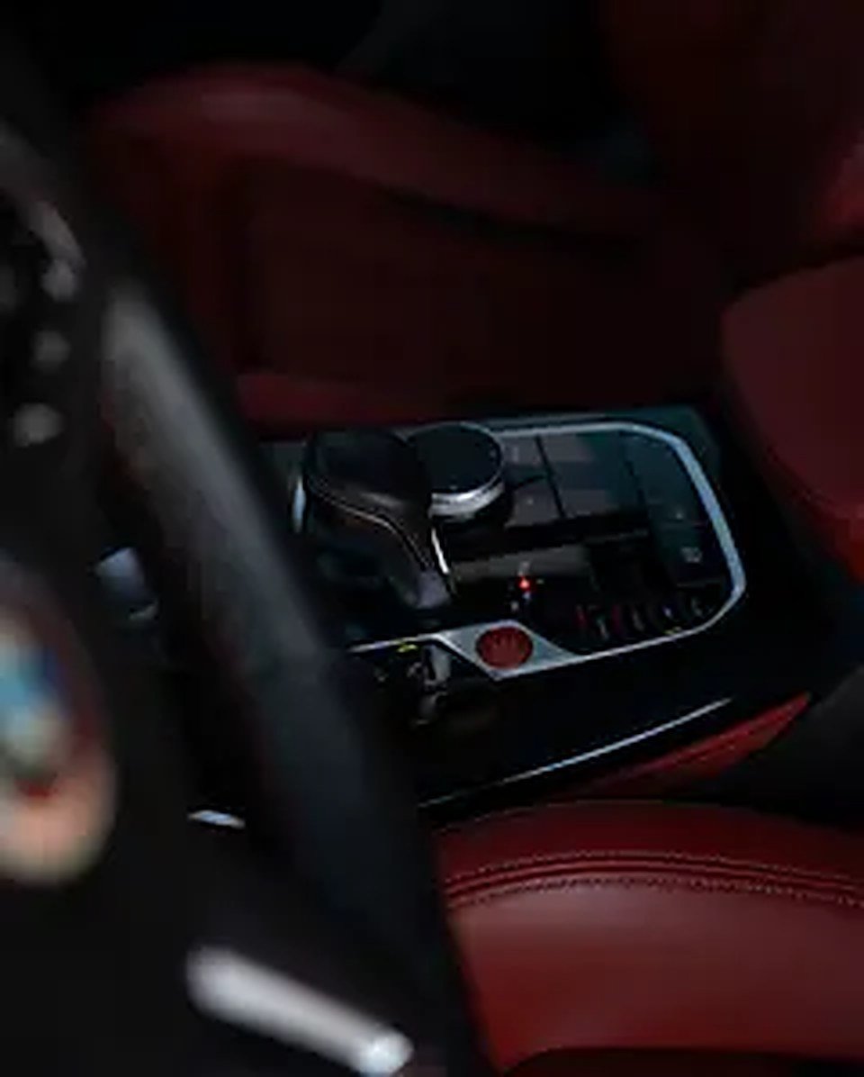 2024 BMW X4 for Rent in Palm Jumeirah photo 6