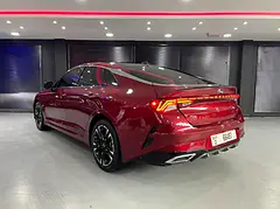 2022 Kia K5 for Rent in Al Quoz 4 photo 2