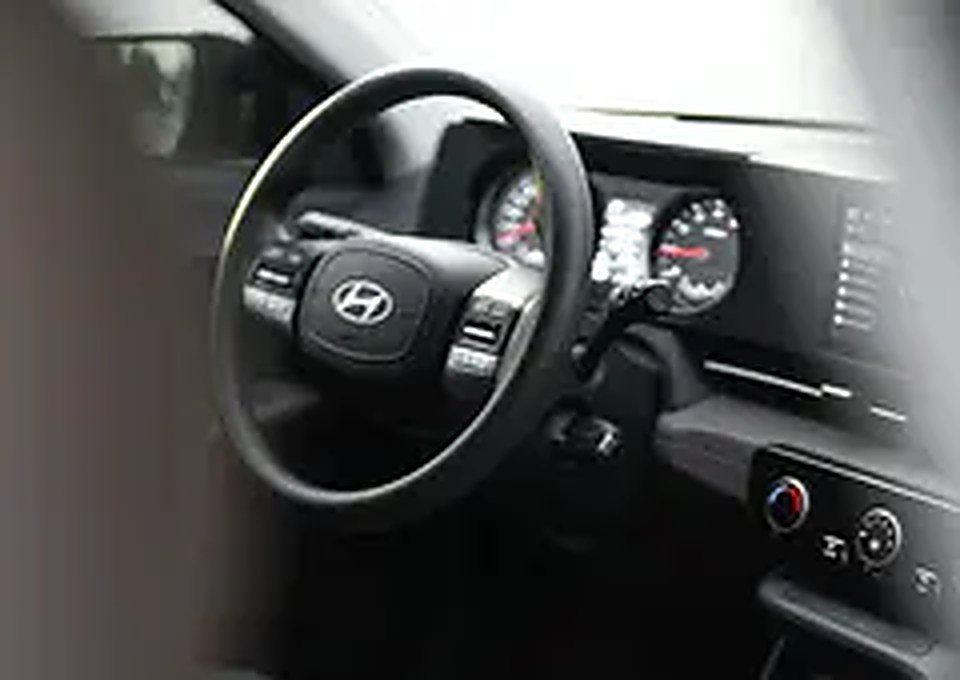 2025 Hyundai Accent for Rent in Al Quoz 4 photo 4