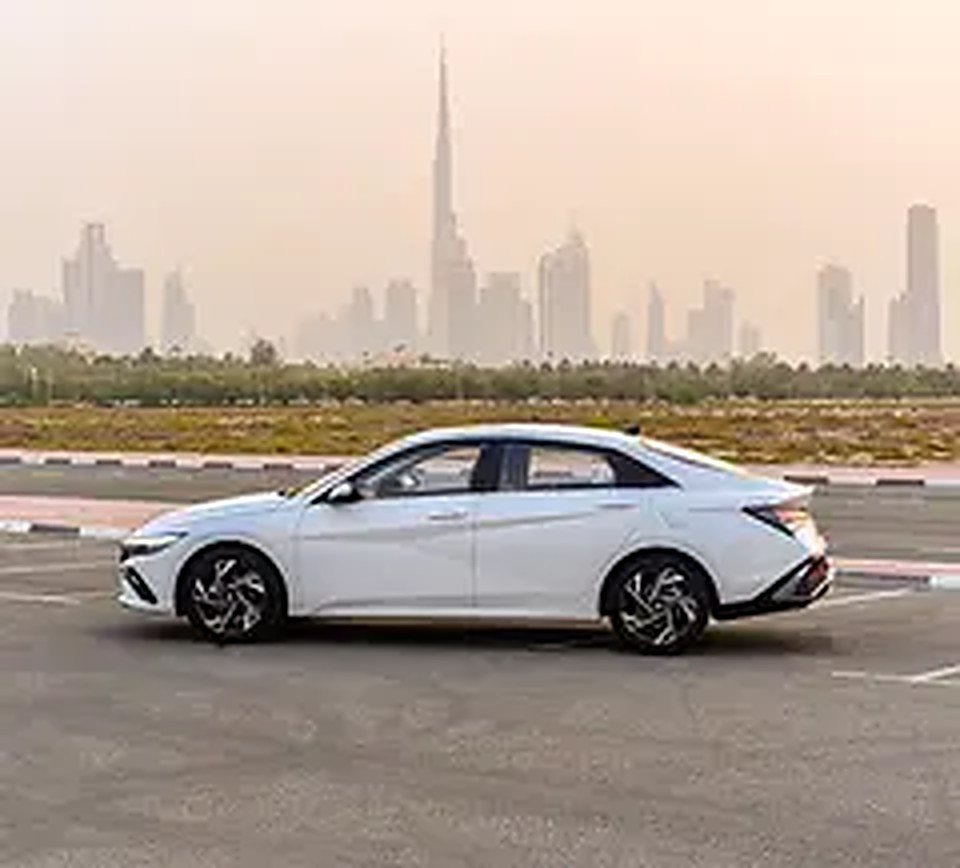 2024 Hyundai Elantra for Rent in Al Garhoud photo 4