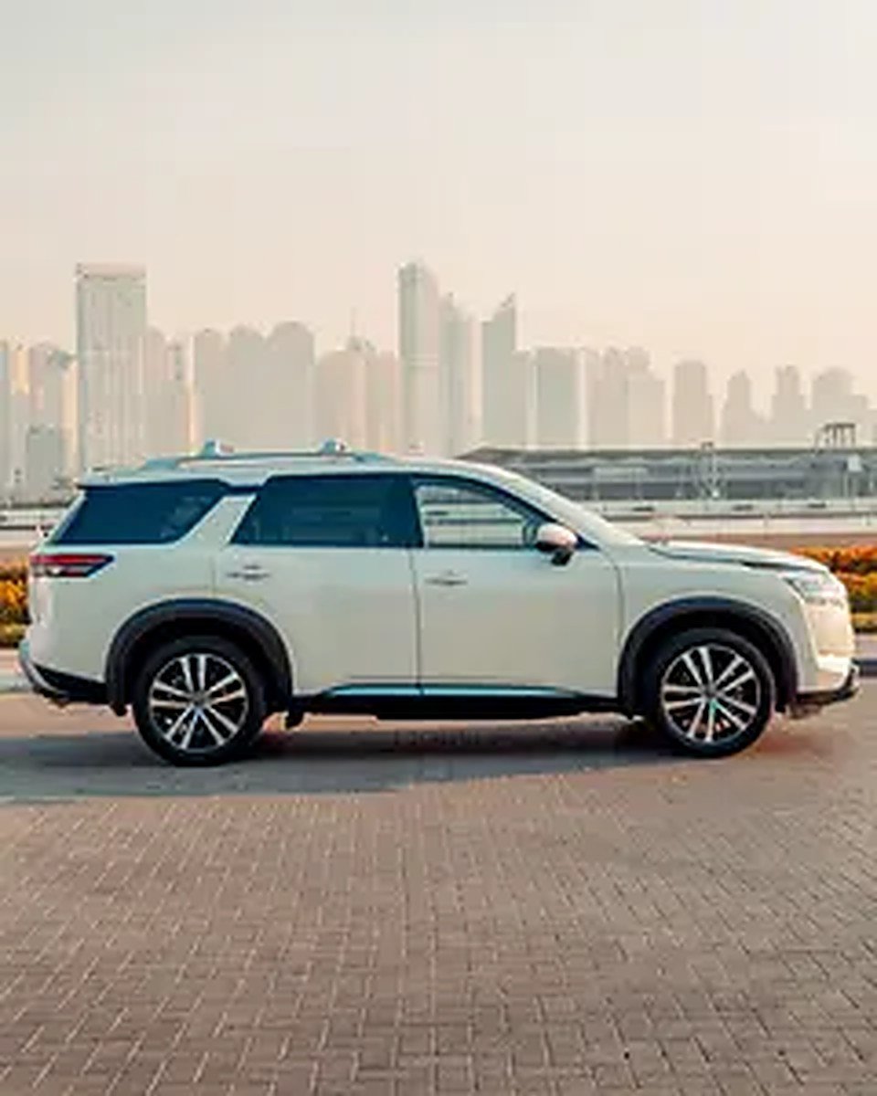 2024 Nissan Pathfinder for Rent in Business Bay photo 3