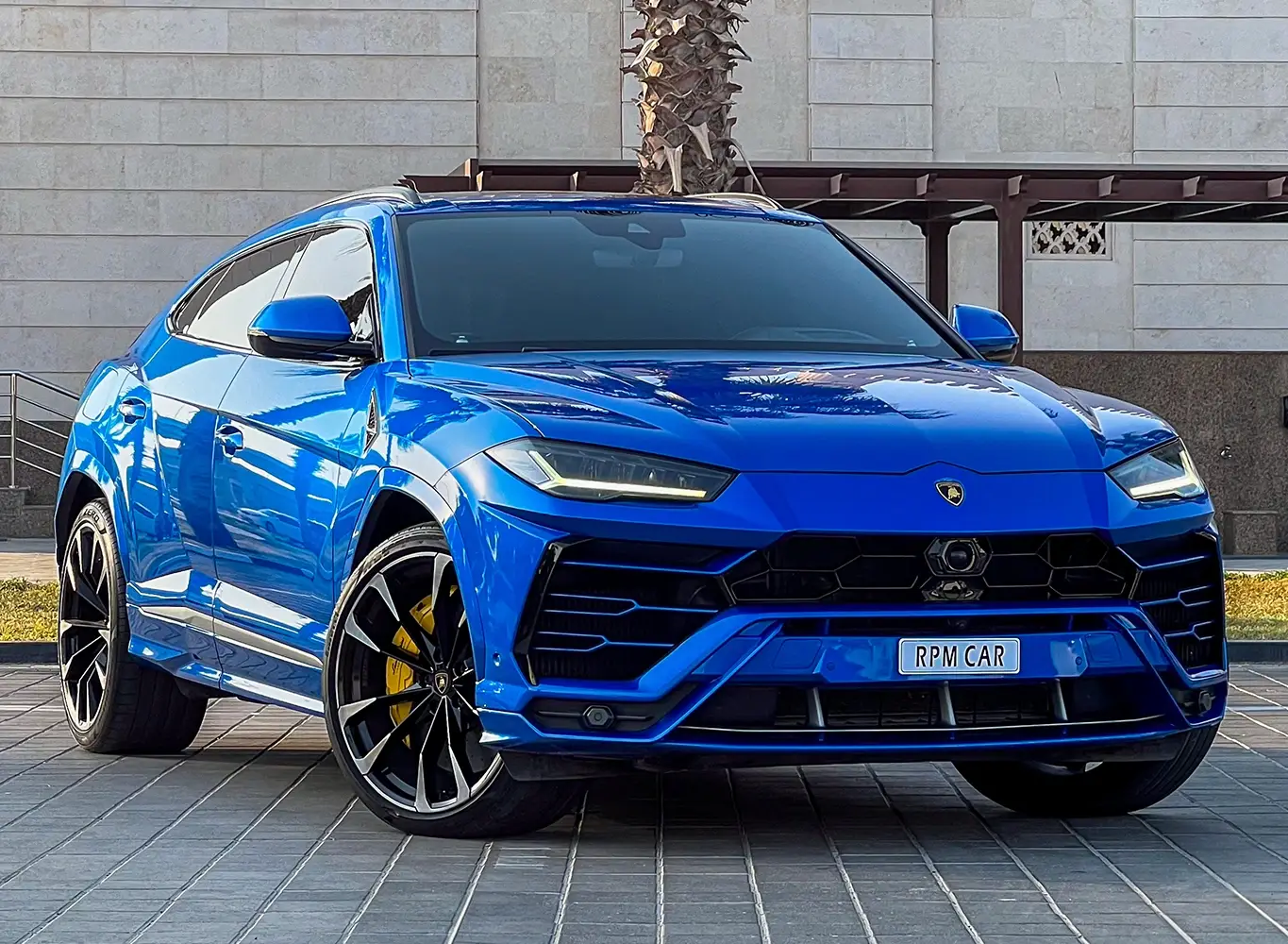 Hire 2022 Lamborghini Urus Blue in Dubai photo 2