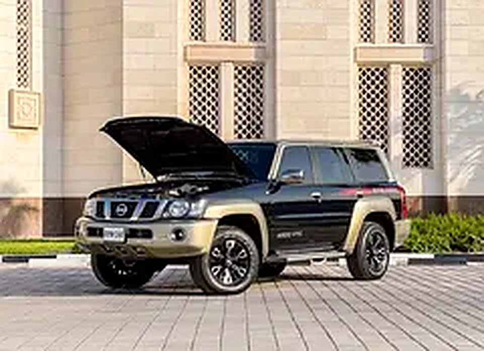 2023 Nissan Patrol for Rent in Al Quoz 3 photo 2