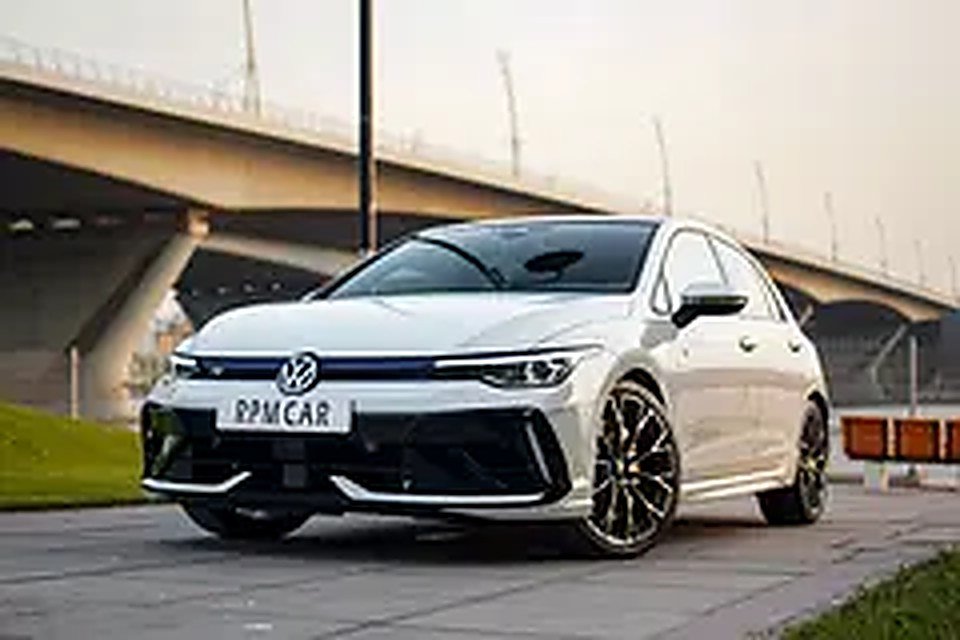 Rent the Golf R for 3 days and get 1 day FREE!!!! photo 2