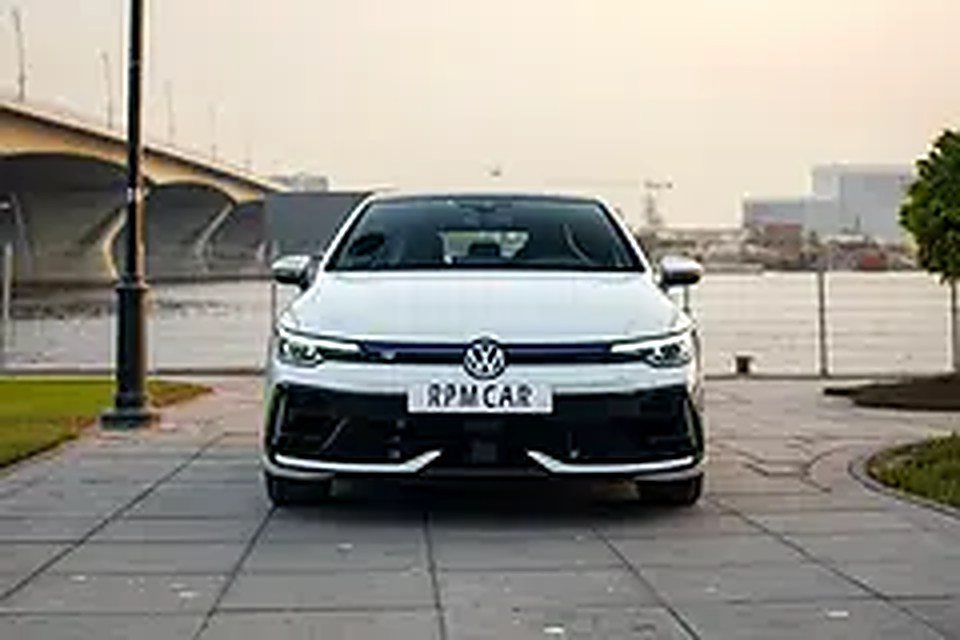 Rent the Golf R for 3 days and get 1 day FREE!!!! photo 3
