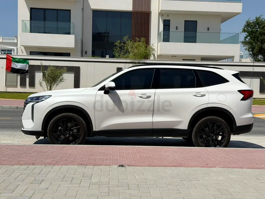 2026 Haval H6 for Rent in Business Bay photo 4