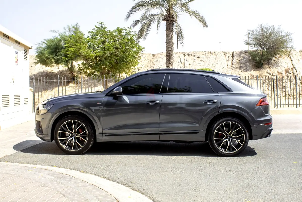 2022 Audi Q8 for Rent in Motor City photo 2
