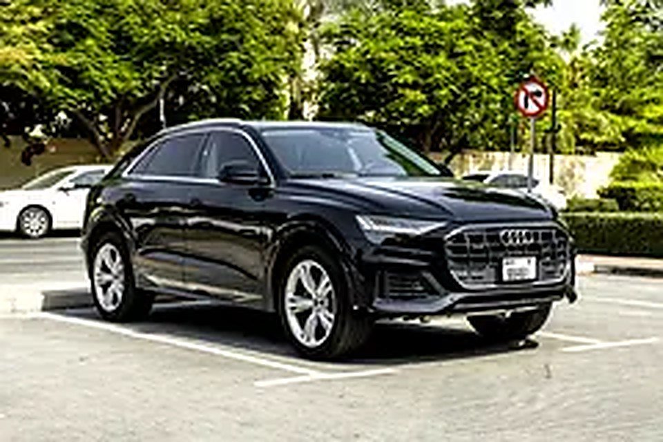 2022 Audi Q8 for Rent in Motor City photo 3