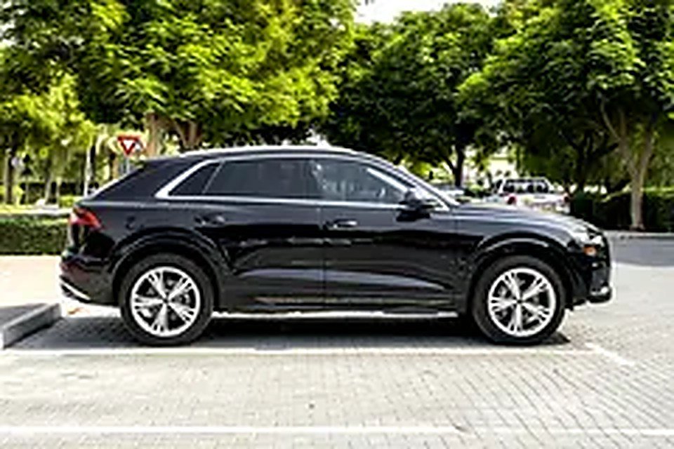 2022 Audi Q8 for Rent in Motor City photo 6