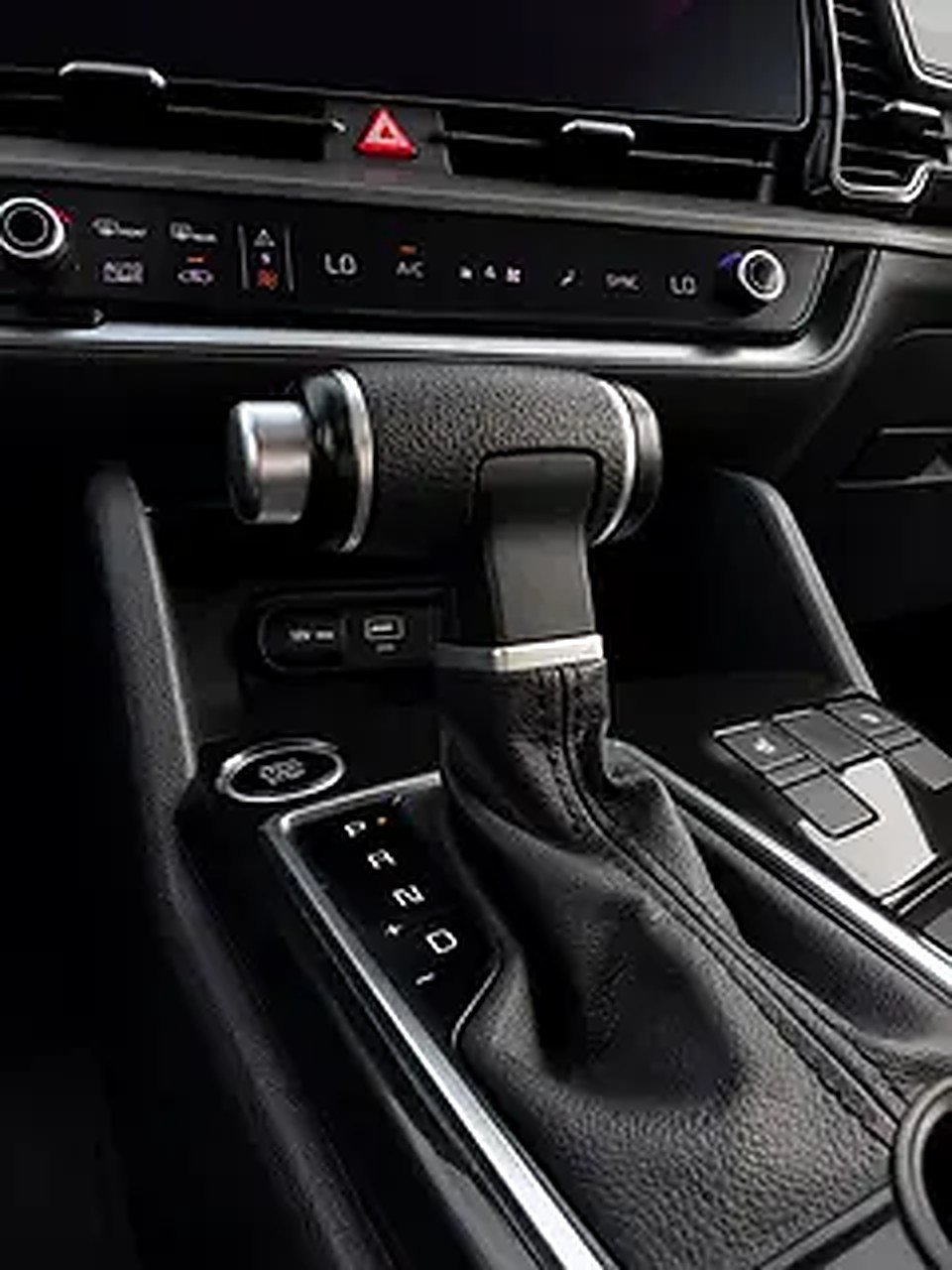 2023 Kia Sportage for Rent in Downtown Dubai photo 6