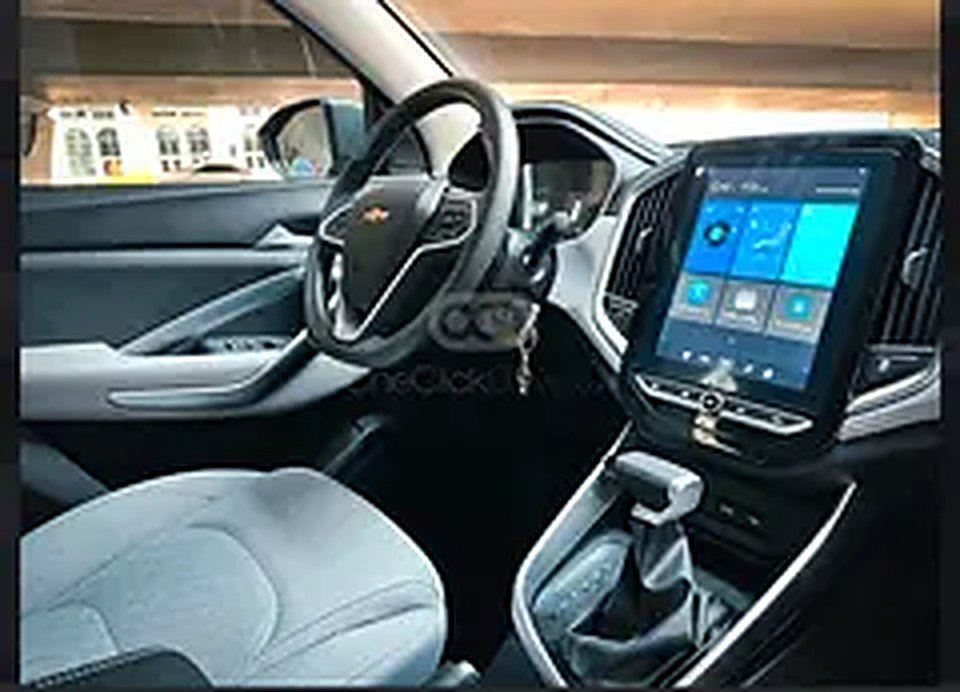 2025 Chevrolet Captiva for Rent in Port Saeed photo 5