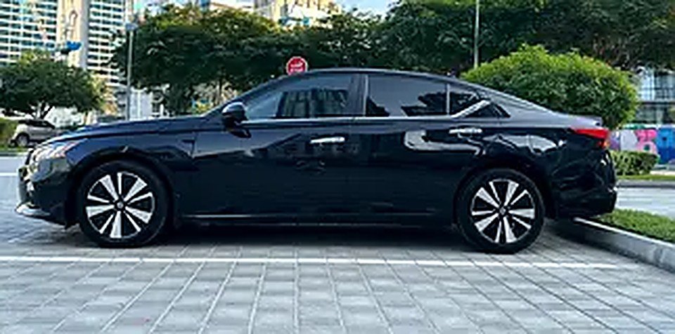 2022 Nissan Altima for Rent in Business Bay photo 6