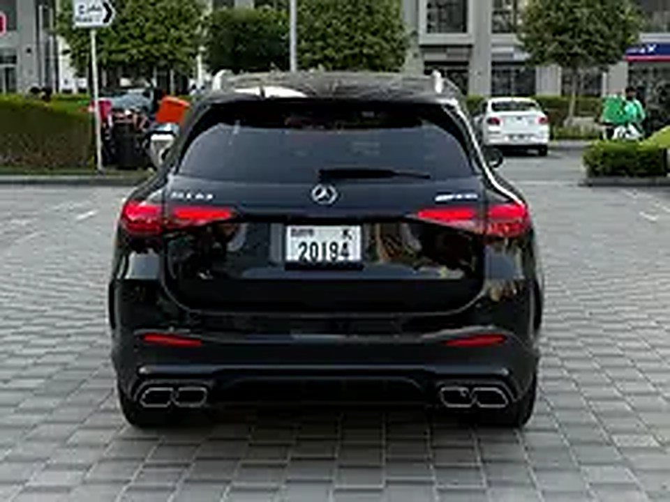 2024 Mercedes-Benz GLC-Class for Rent in Business Bay photo 4