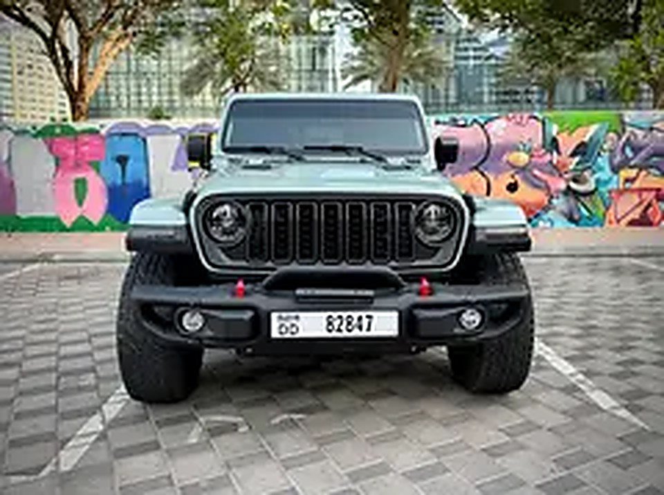2023 Jeep Wrangler for Rent in Business Bay photo 2