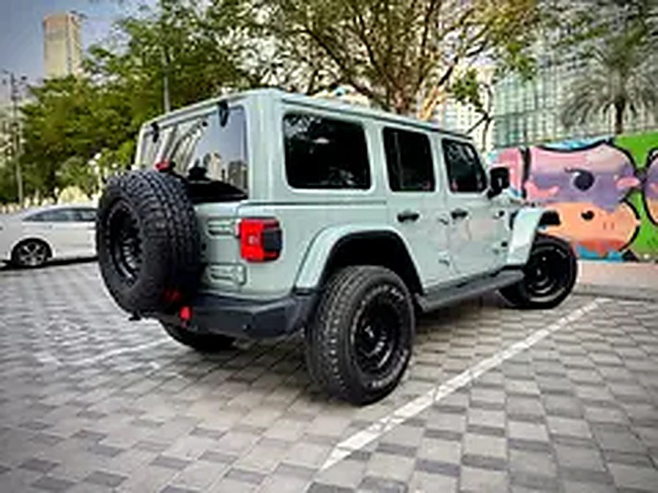 2023 Jeep Wrangler for Rent in Business Bay photo 3