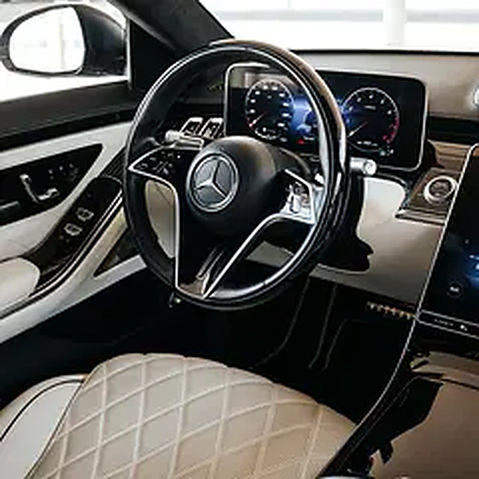 2022 Mercedes-Benz S-Class for Rent in Al Barsha 1 (Black, Automatic, 5 Seater, KLEEMOL) photo 5