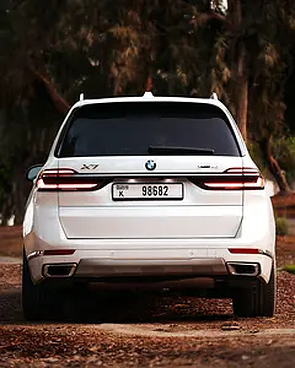 2023 BMW X7 for Rent in Al Barsha 1 photo 6