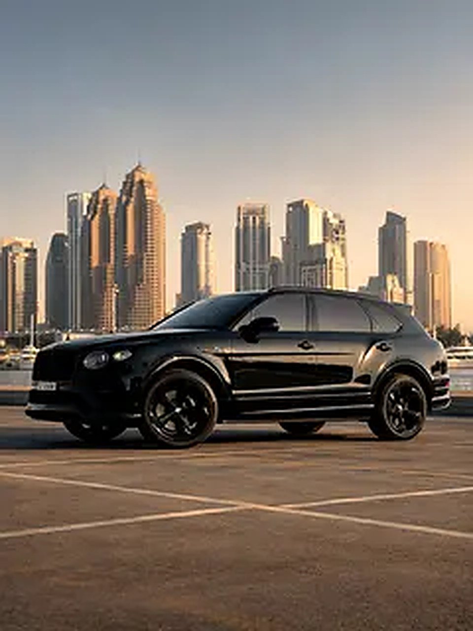 2022 Bentley Bentayga for Rent in Al Barsha 1 (Black) photo 2