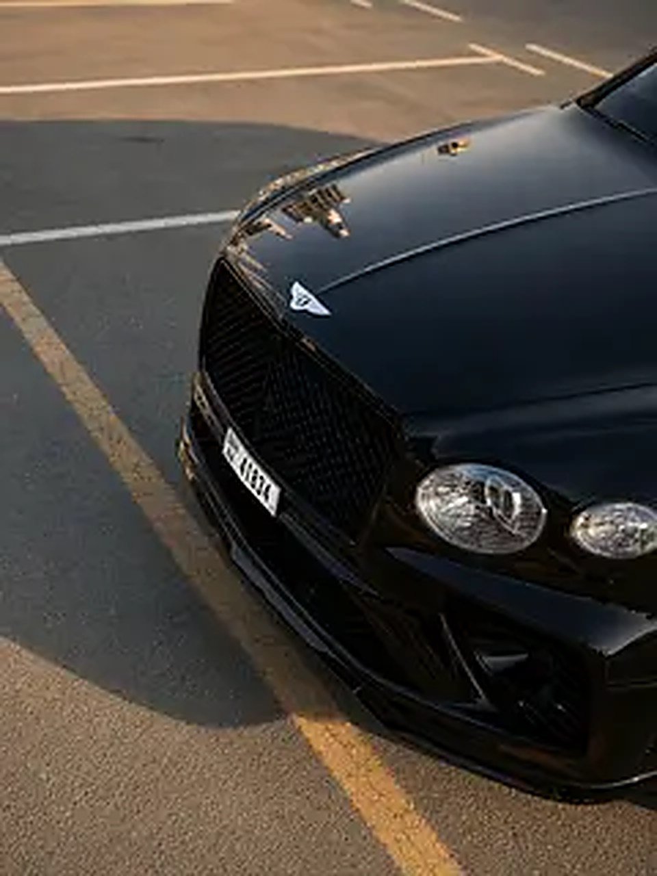 2022 Bentley Bentayga for Rent in Al Barsha 1 (Black) photo 5