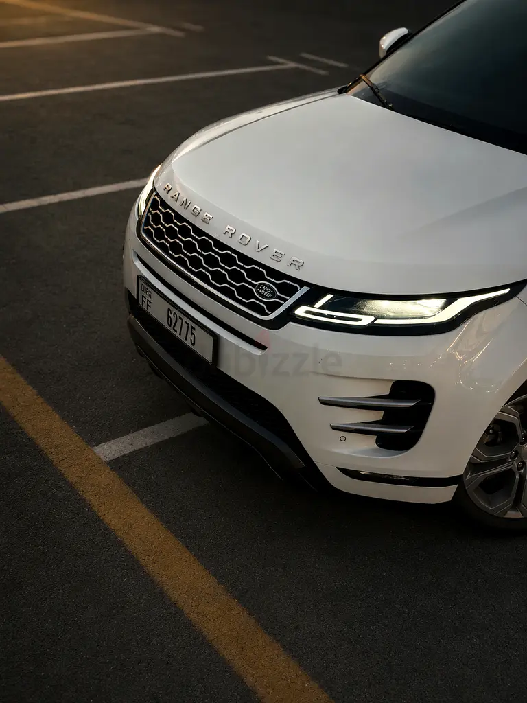 2023 Land Rover Range Rover Evoque for Rent in Al Barsha 1 photo 3