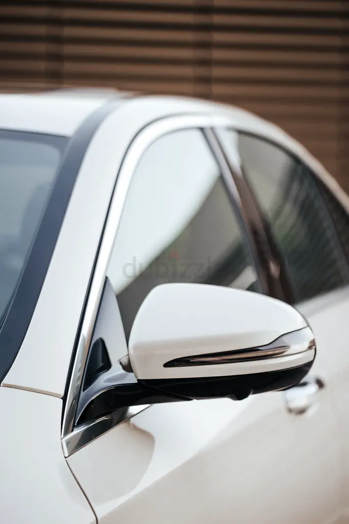 2022 Mercedes-Benz E-Class for Rent in Al Barsha 1 photo 5