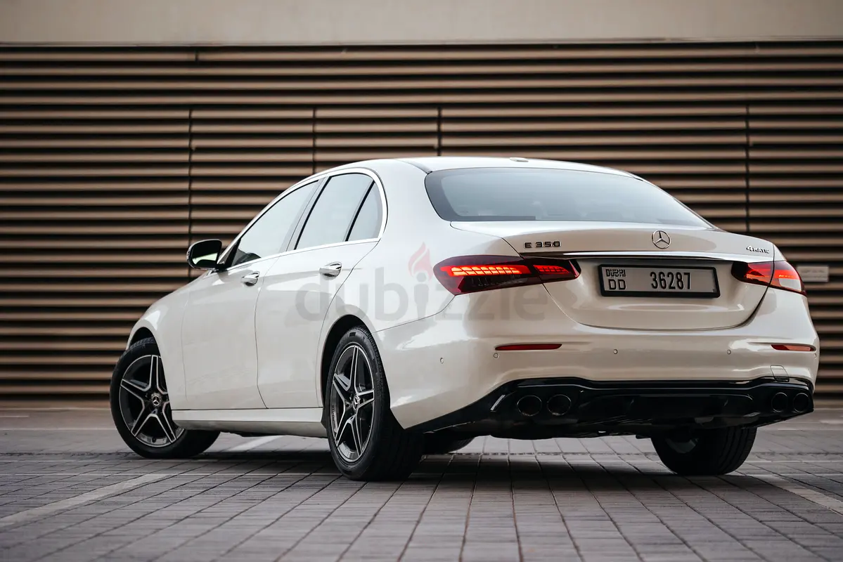 2022 Mercedes-Benz E-Class for Rent in Al Barsha 1 photo 7