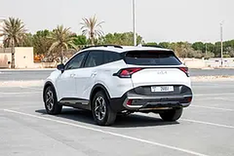 2025 Kia Sportage for Rent in Motor City photo 4