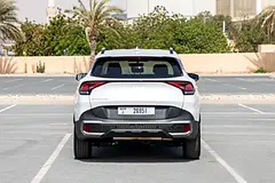 2025 Kia Sportage for Rent in Motor City photo 5