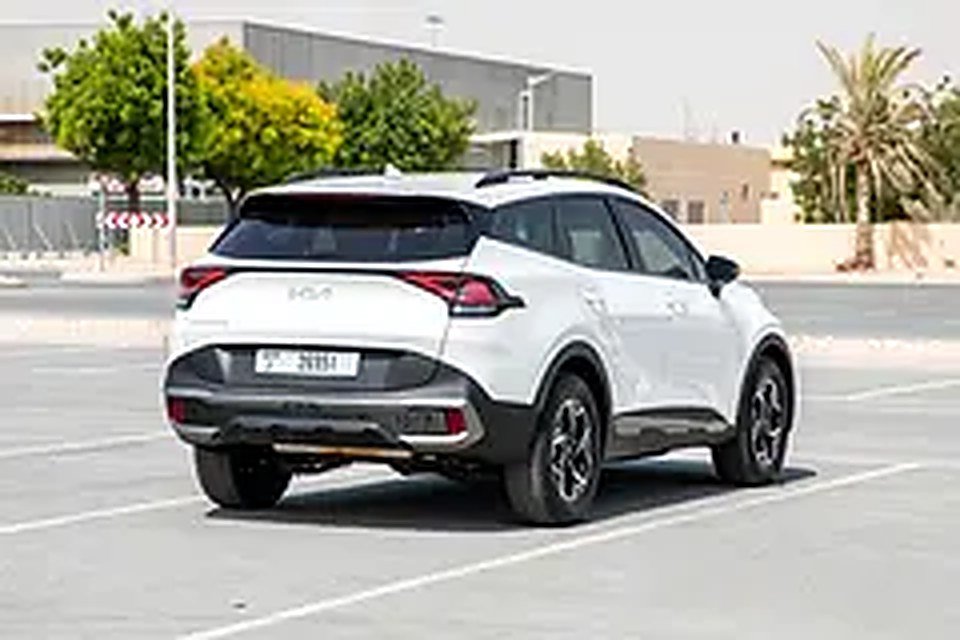 2025 Kia Sportage for Rent in Motor City photo 6