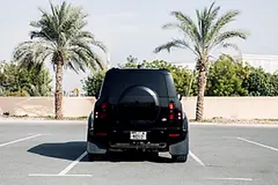 2022 Land Rover Defender for Rent in Motor City photo 5