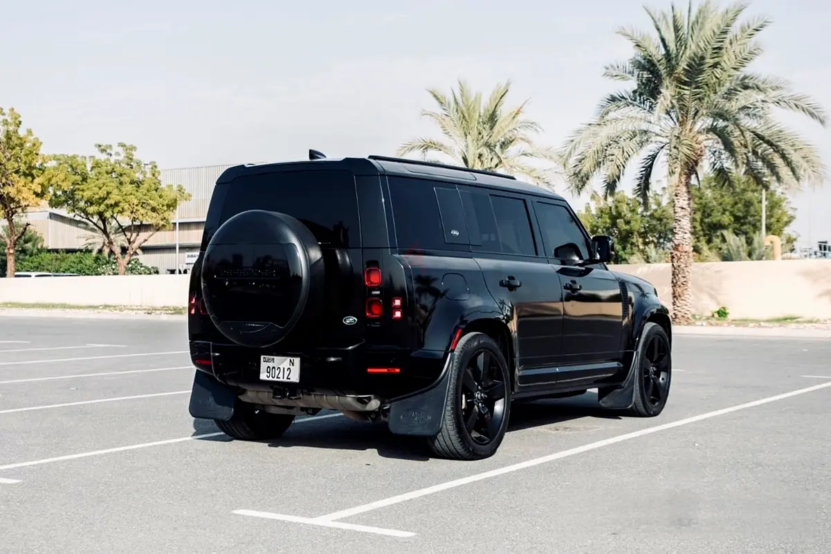 2022 Land Rover Defender for Rent in Motor City photo 6