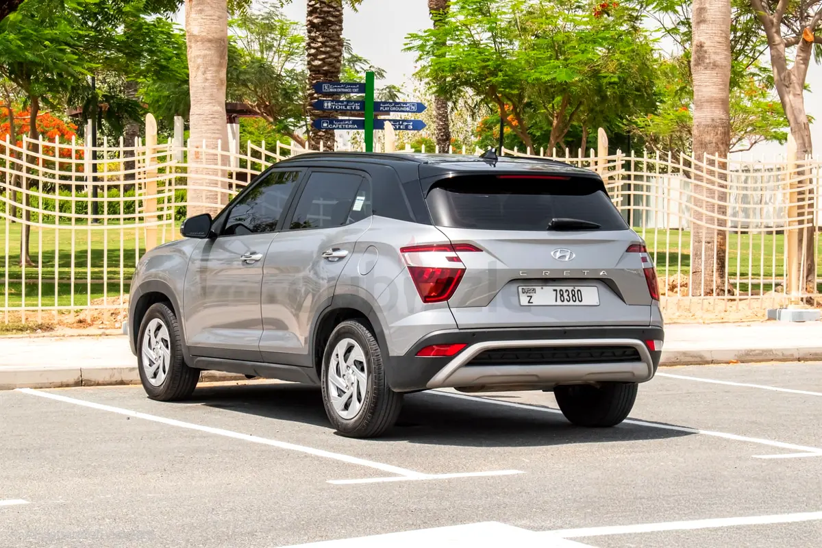 2024 Hyundai Creta for Rent in Motor City photo 4