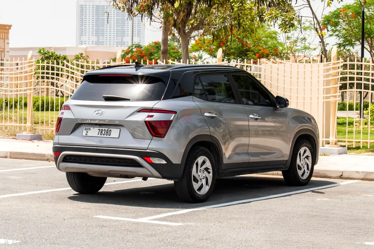 2024 Hyundai Creta for Rent in Motor City photo 6