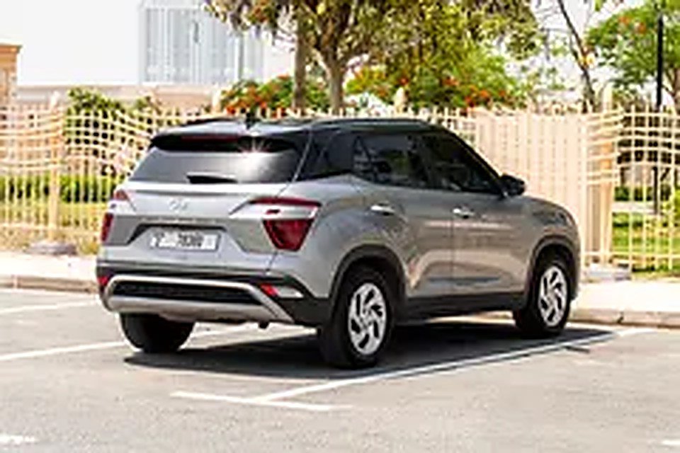 2024 Hyundai Creta for Rent in Motor City photo 6