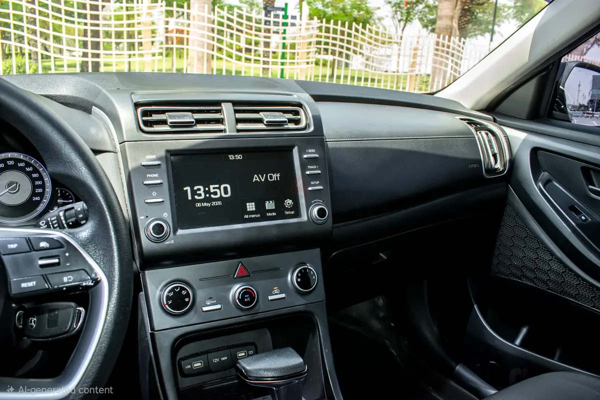 2024 Hyundai Creta for Rent in Motor City photo 7