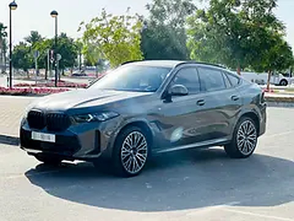 2025 BMW X6 for Rent in Palm Jumeirah (Bronze) photo 4