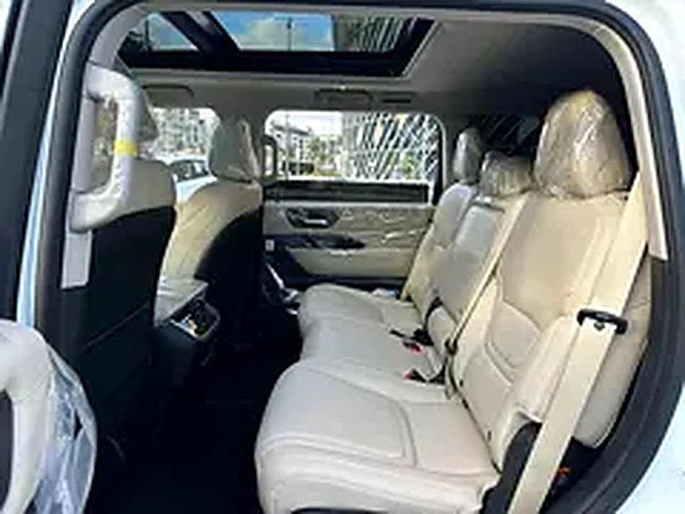 2026 Nissan Patrol for Rent in Hor Al Anz photo 5
