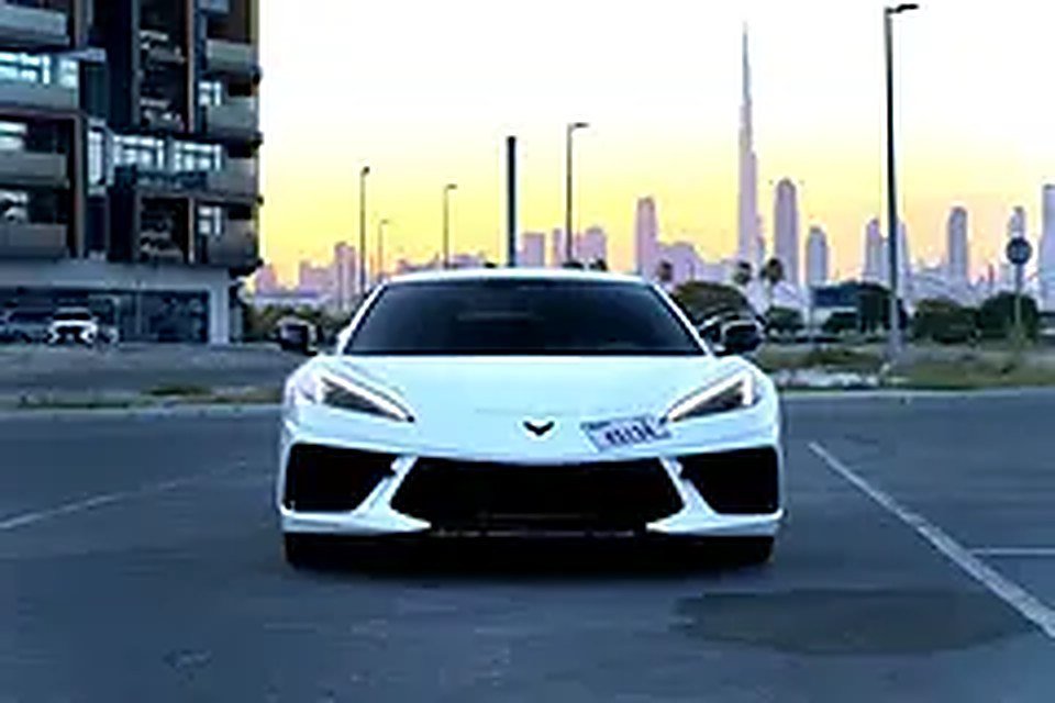 2025 Chevrolet Corvette for Rent in Business Bay (White) photo 6