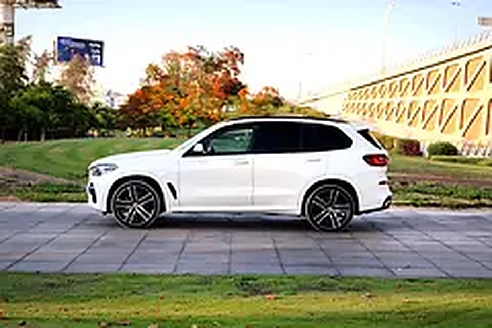 2023 BMW X5 for Rent in Business Bay photo 4