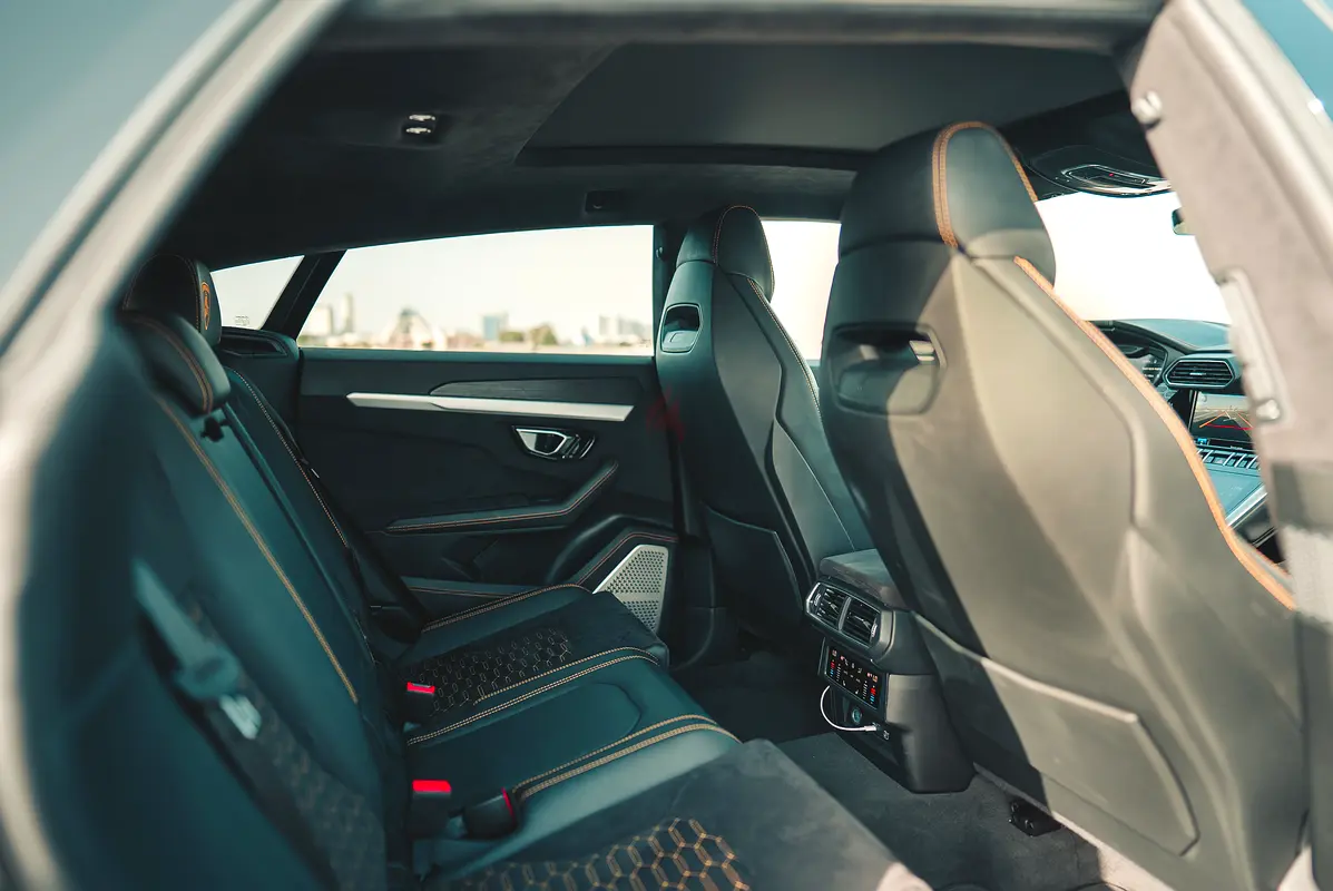 2022 Lamborghini Urus for Rent in Dubai Marina photo 5