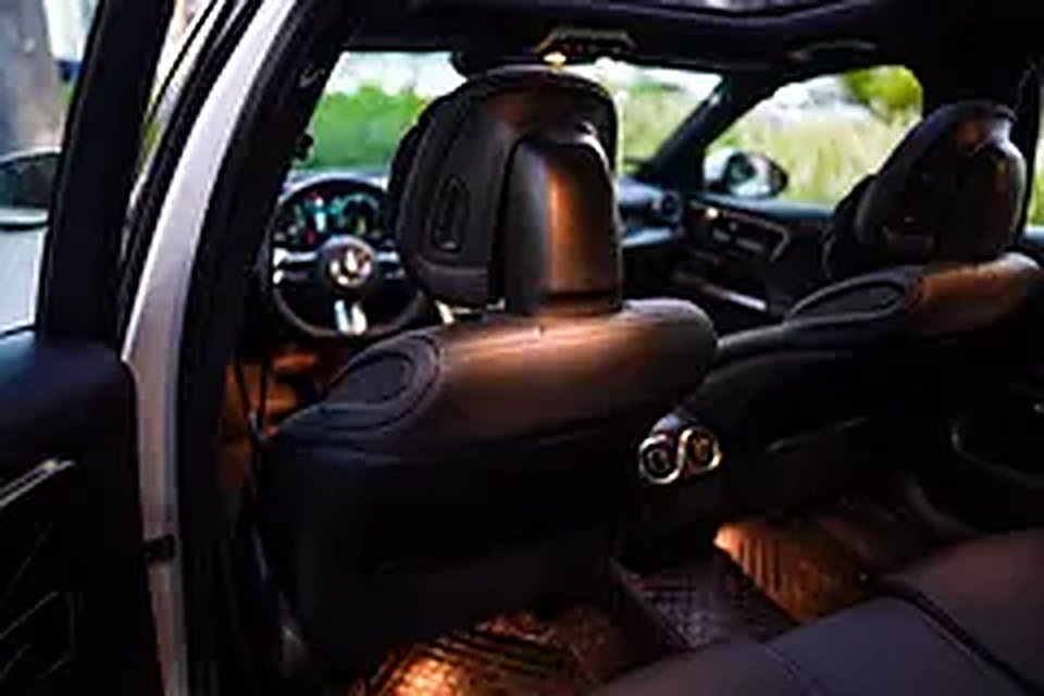 2024 Mercedes-Benz C-Class for Rent in Al Jaddaf (White) photo 4