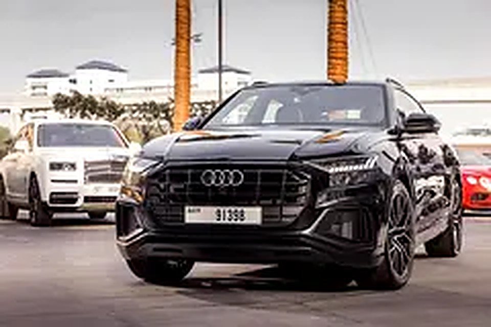 2022 Audi Q8 for Rent in Business Bay photo 2