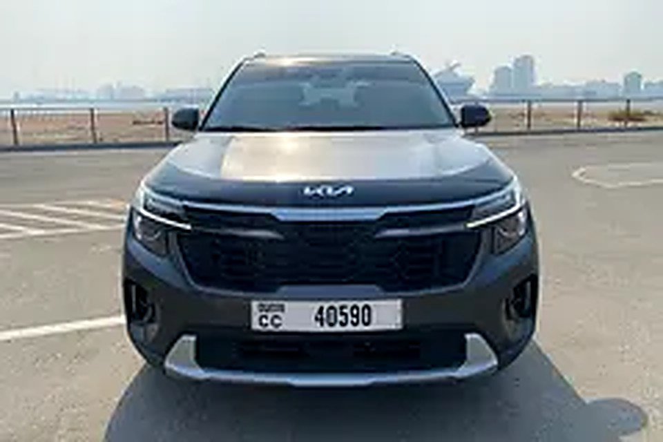 2024 Kia Seltos for Rent in Downtown Dubai photo 3