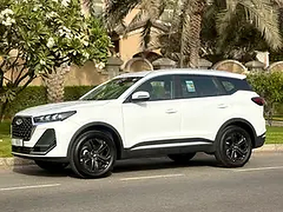 2026 Chery Tiggo 7 for Rent in Port Saeed (White, 5 Seater) photo 2
