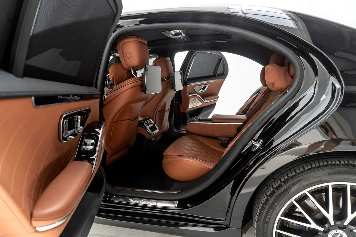 2023 Mercedes-Benz S-Class for Rent in Business Bay photo 10