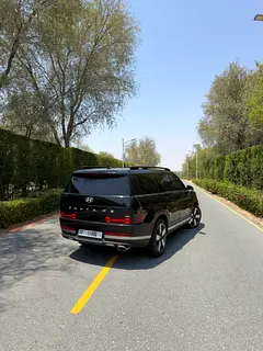 Hire 2025 Hyundai Santa Fe in Palm Jumeirah — No-Deposit Options Available photo 2