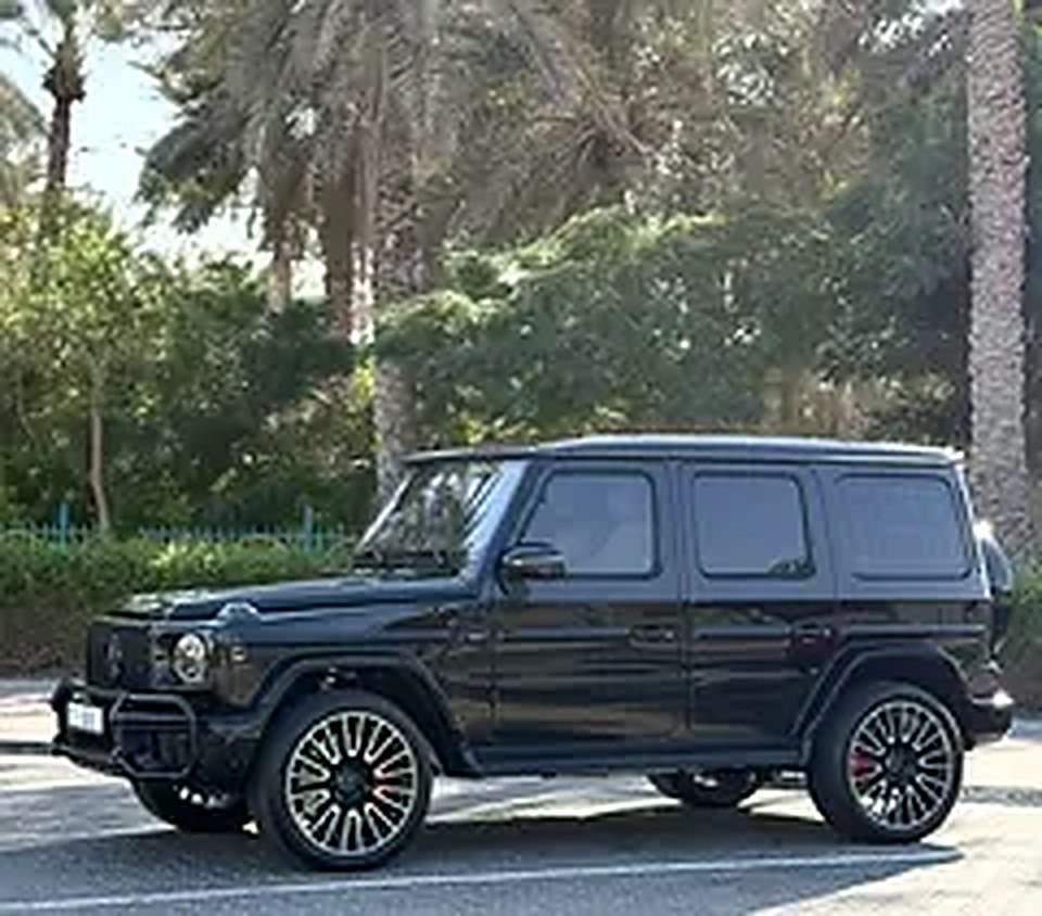 2025 Mercedes-Benz G-Class for Rent in Central Park (Black, Automatic, 5 Seater, Dream Drives) photo 4