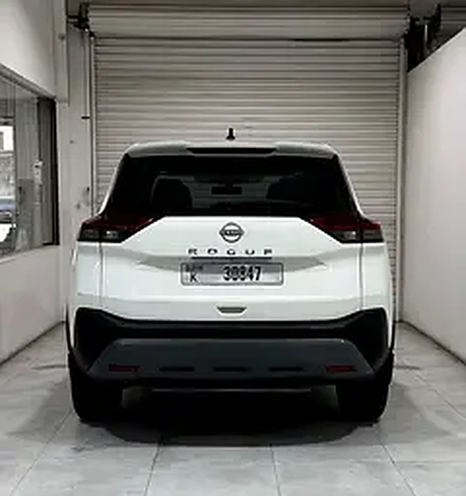2023 Nissan X-Trail for Rent in Al Quoz Industrial Area 3 photo 4